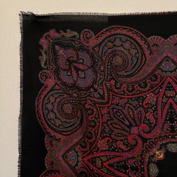 100% polyester scarf made in Italy - Picture 3 of 8